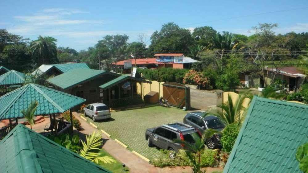 Villas Bungalows Ballena ウビタ エクステリア 写真